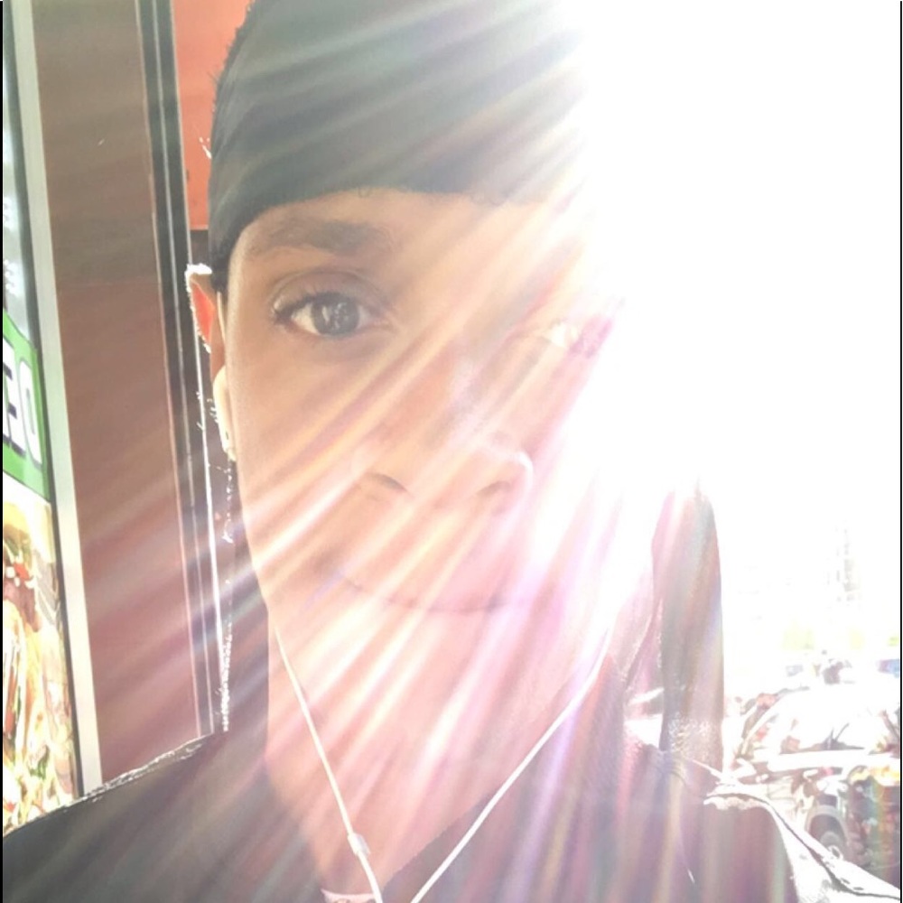 Meet your Posher, Jmaes