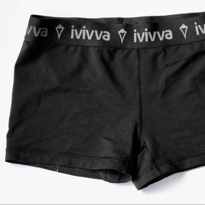 Ivviva Basically the best short