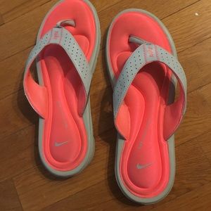 Nike memory-foam flip flops