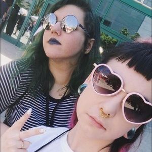 Meet your Posher, Renee