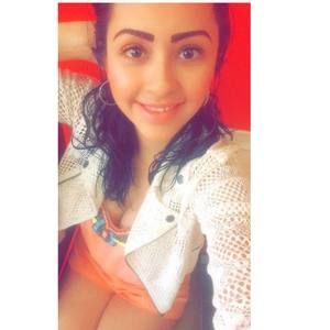 Meet your Posher, Esperanza