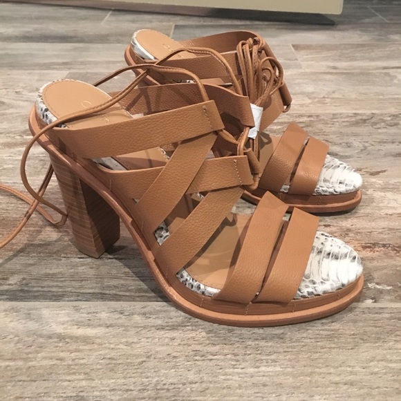 Calvin Klein Shoes - HP🎉🎈Last price ✂️Calvin Klein heels