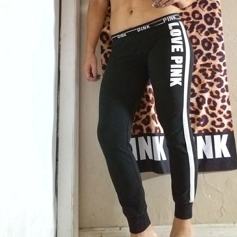 VS pink gym pants great condition