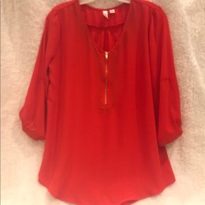 Red 1/2 front Gold Zip Blouse