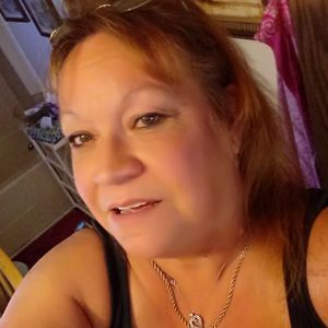 Meet your Posher, Connie