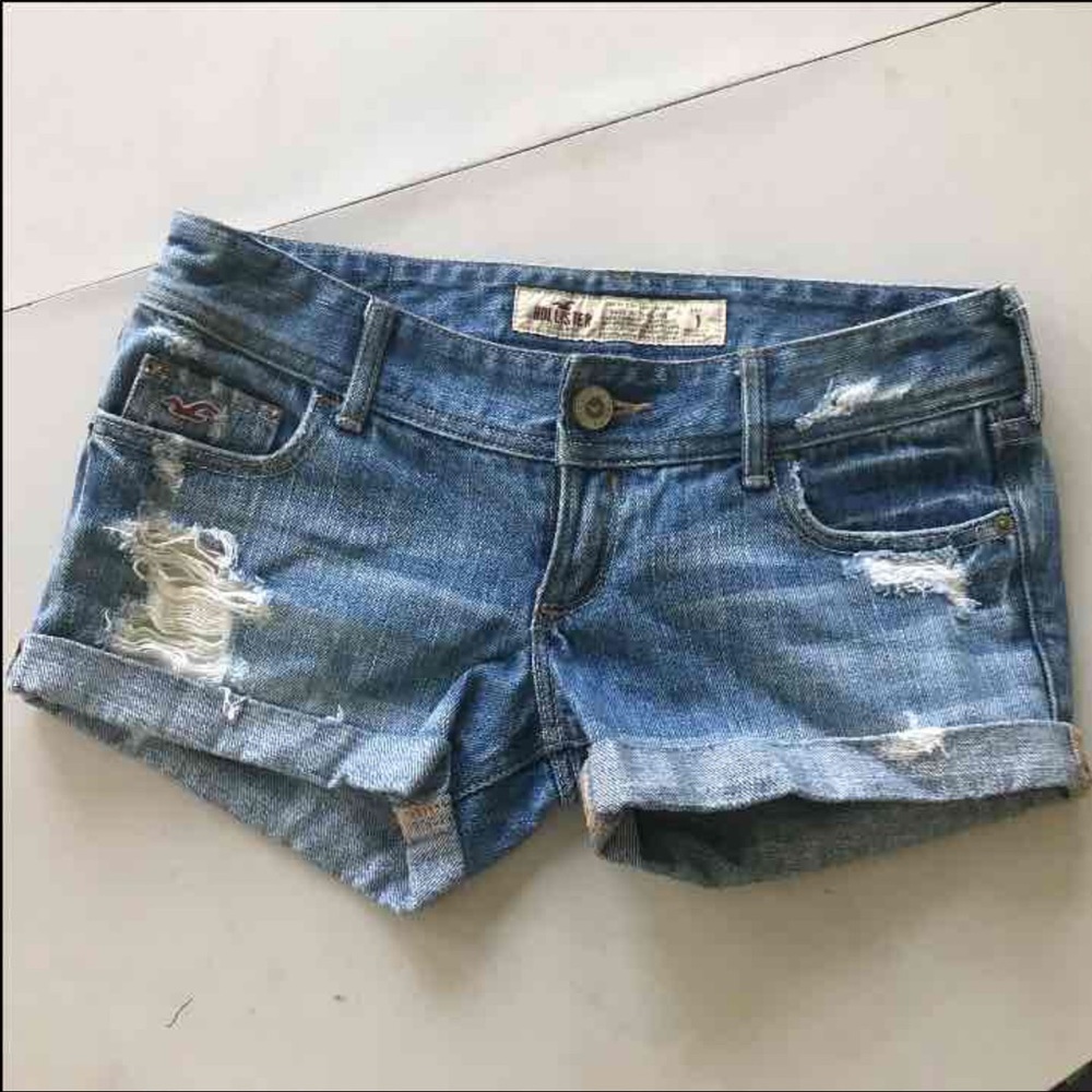 Size 1 NWOT hollister shorts