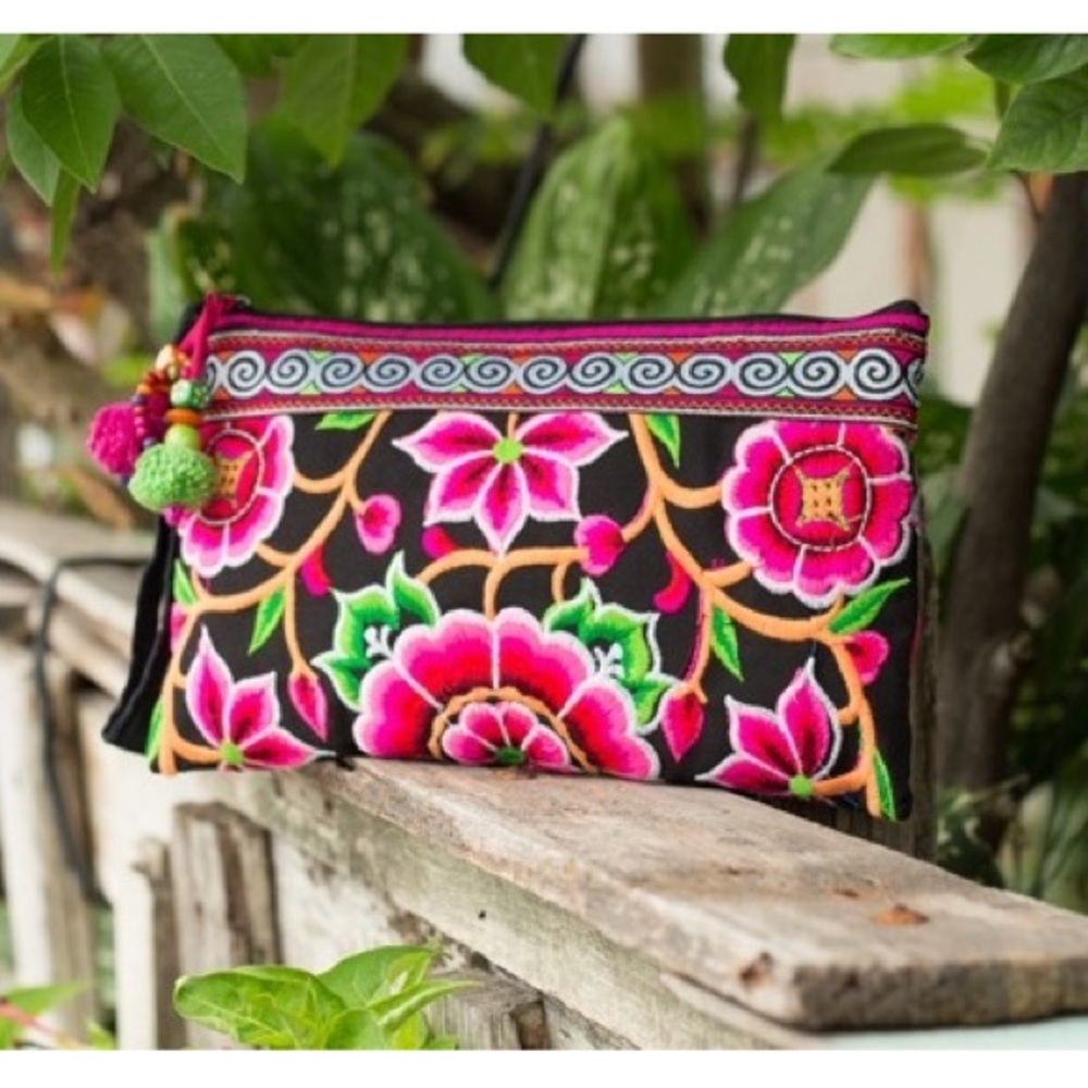 Thai embroidered wristlet clutch summer unique bag