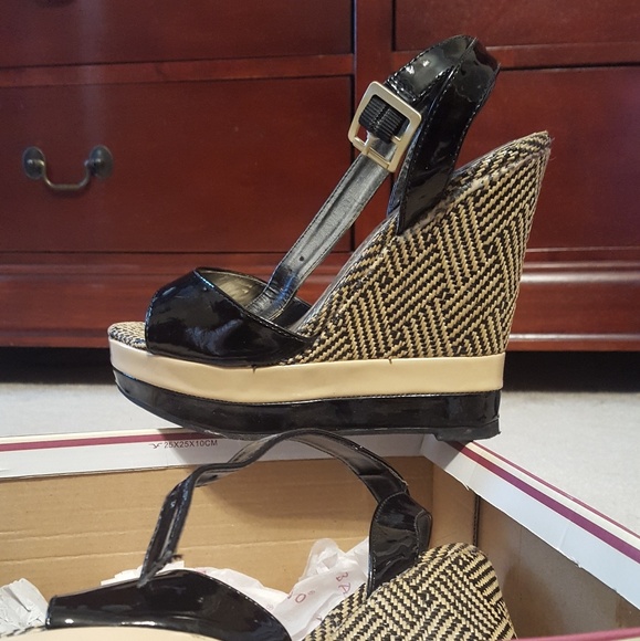 Shoes size 7 - Picture 5 of 5