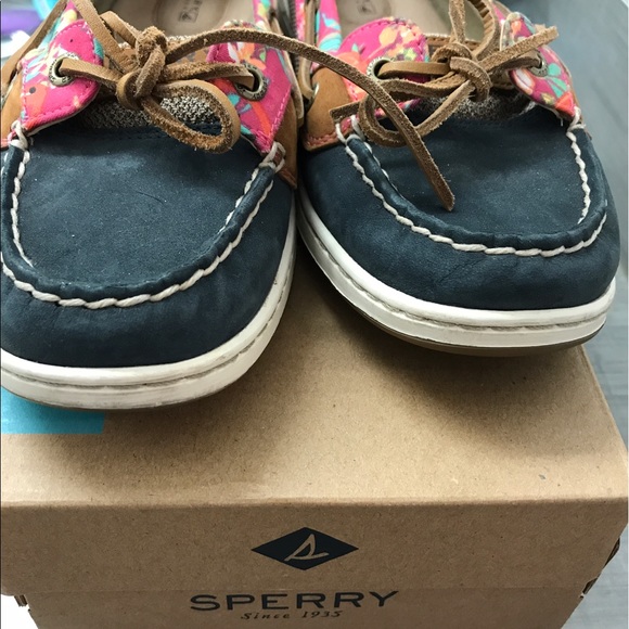 *SOLD*Sperrys - Picture 2 of 3