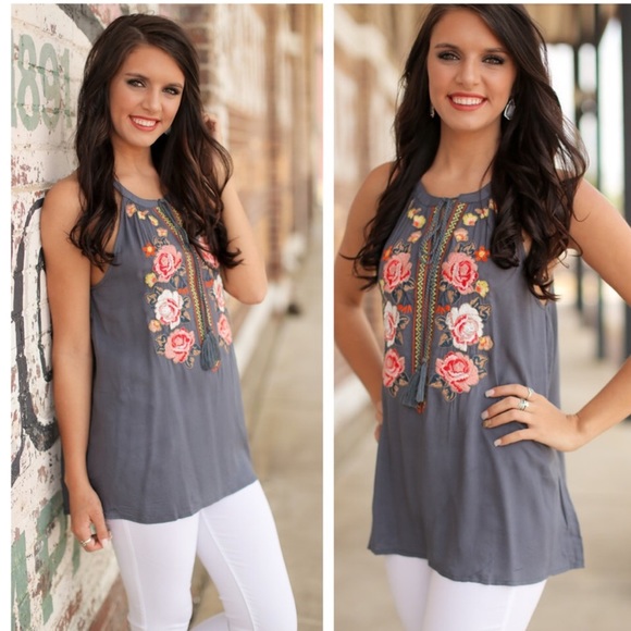 boutique Tops - 🎉 SALE 🎉 Gray embroidered Halter Tunic
