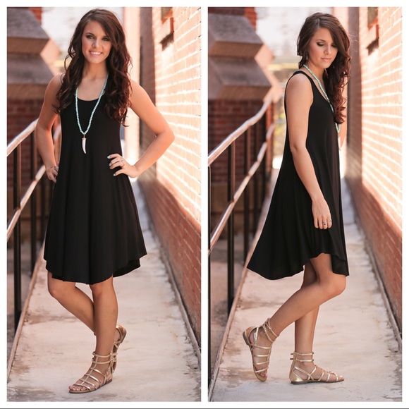 Black Basic Tank Dress with pockets - Picture 2 of 2