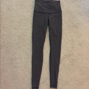 Grey wunder under Lululemon leggings