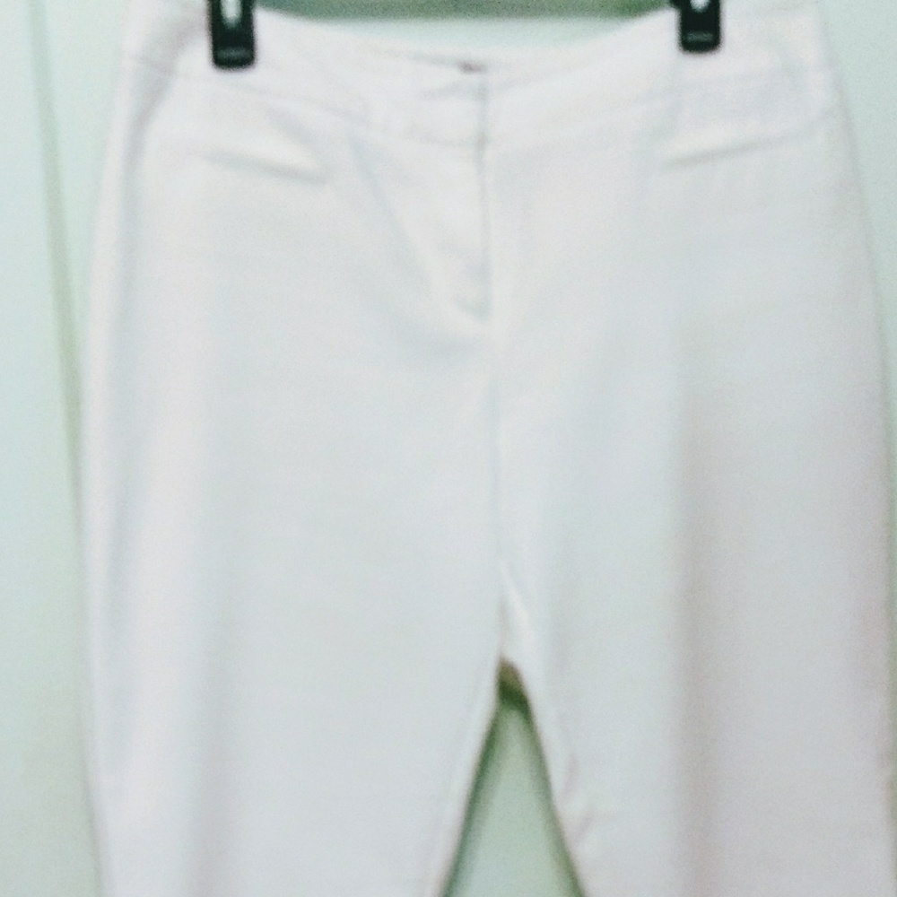 Apt 9 White Capri Pants