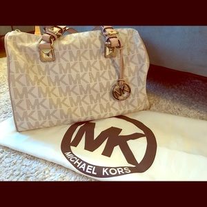 Authentic Michael Kors Purse