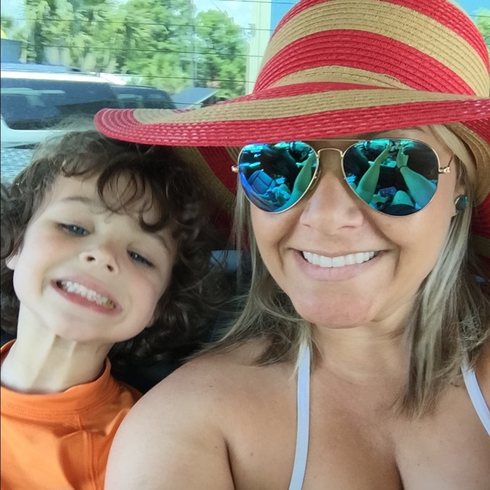 Meet your Posher, Brittany