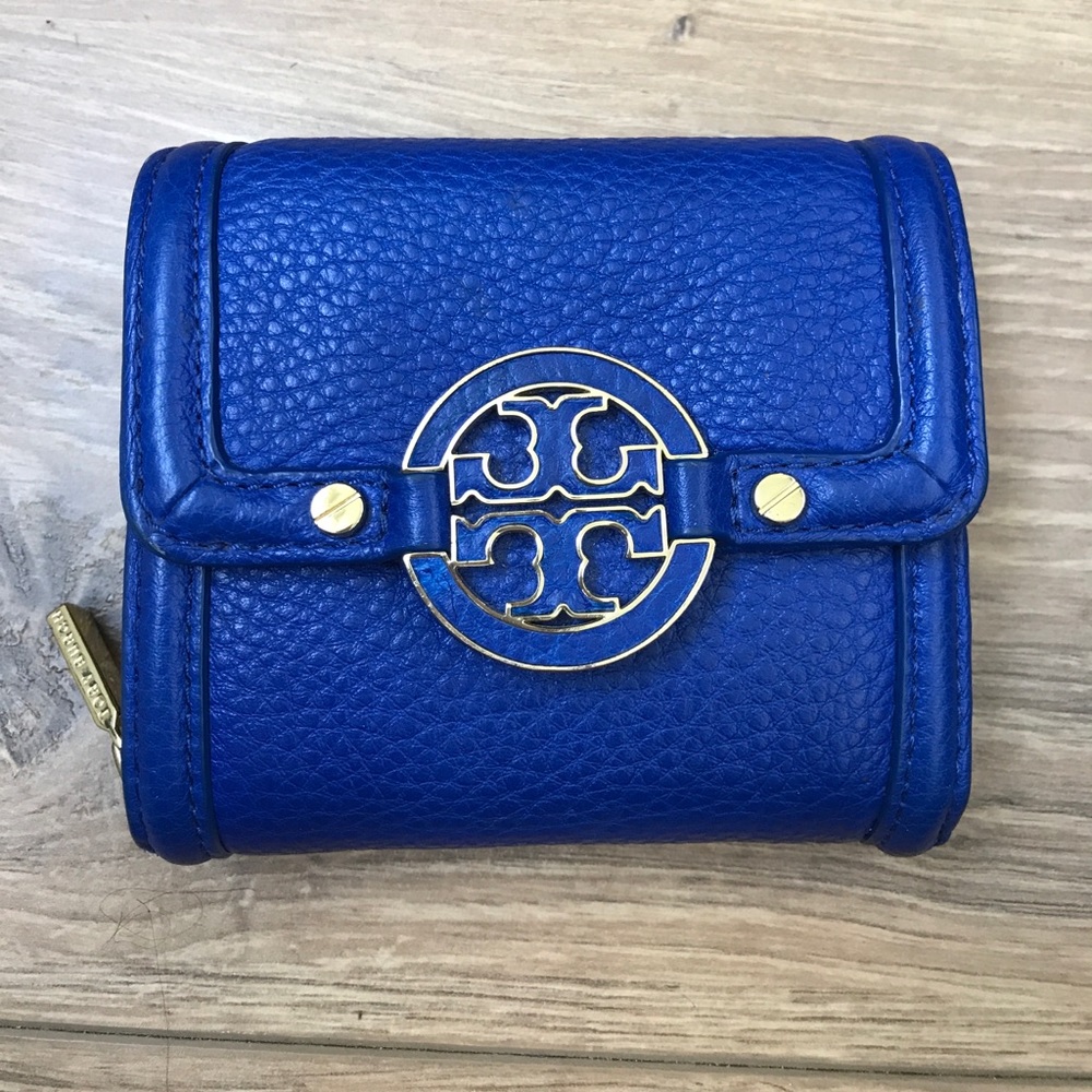 💙✨PM Editor Pick ✨ Stunning Cobalt Wallet✨💙