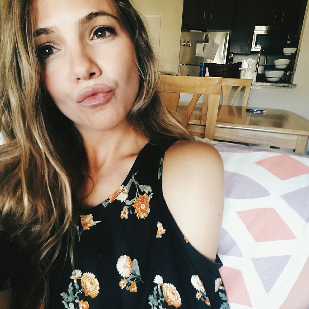 Meet your Posher, Jessica n