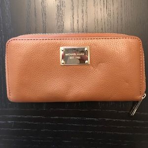 Michael Kors wallet