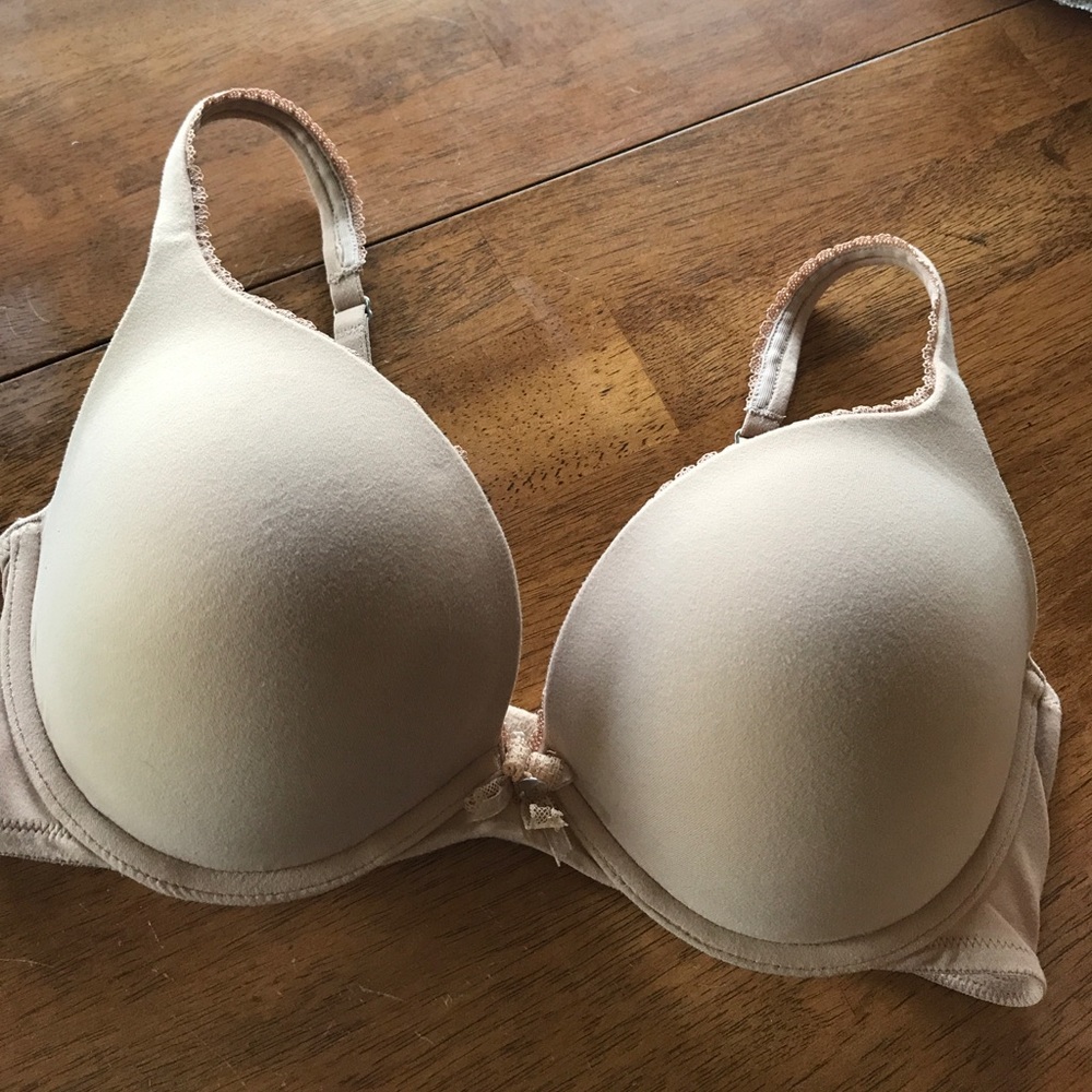 Push-up bra