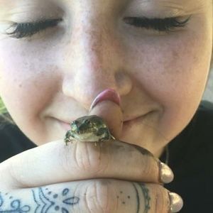 Meet your Posher, Holly