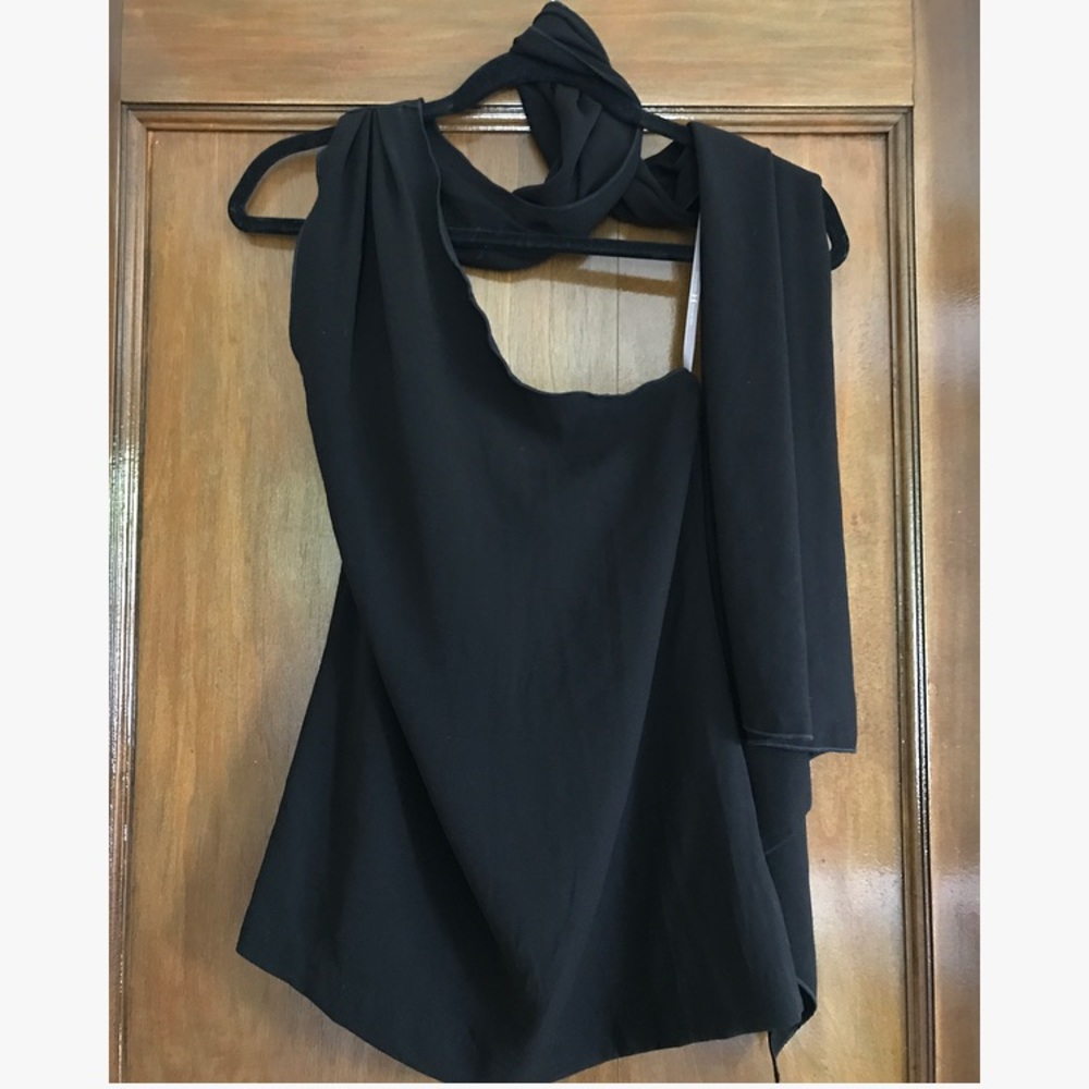 Halston Heritage Black top