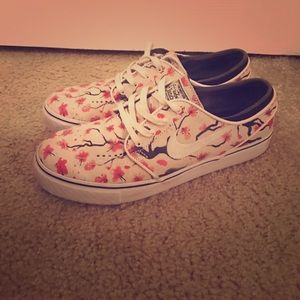 Stefan Janoski cherry blossom zoom air