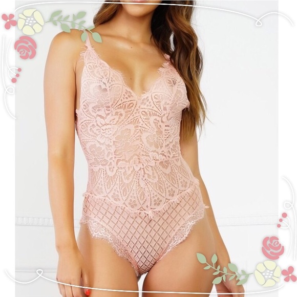 ONE LEFT 💍Pink Lace Bodysuit💍 - Picture 3 of 7