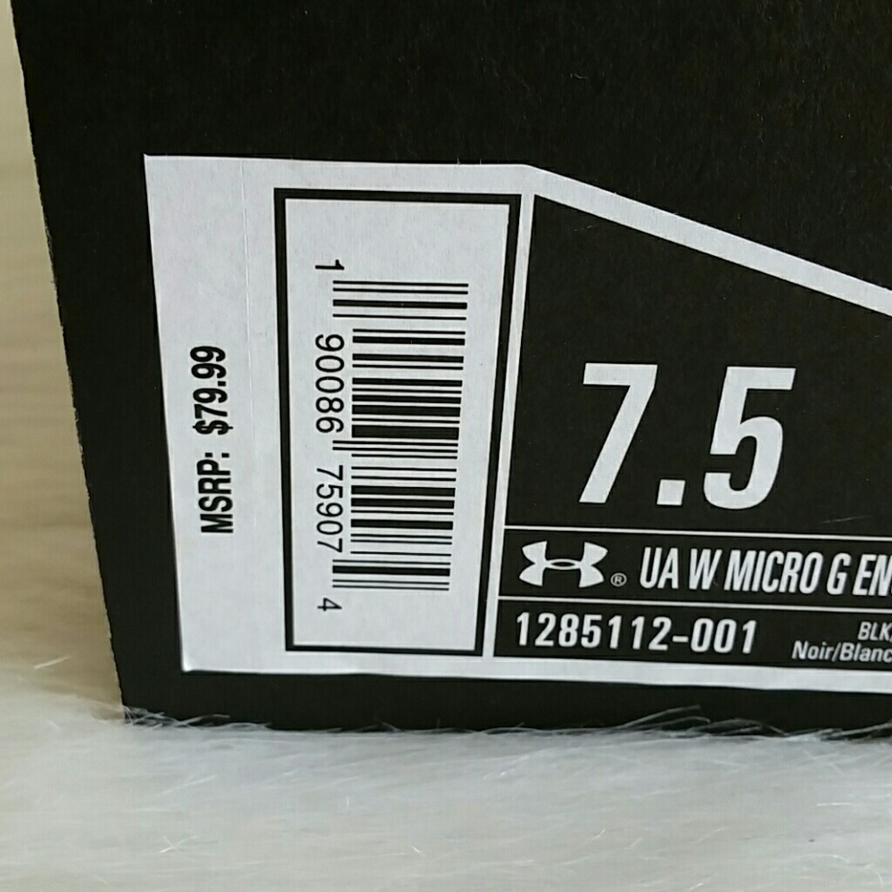 BEAUTIFUL UNDER ARMOUR WOMEN SHOES SIZE 7.5 - Picture 8 of 8