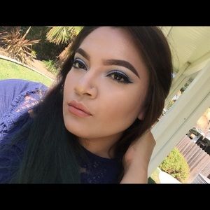 Meet your Posher, Karina