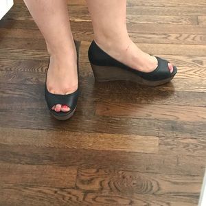 Lucky brand platform peep toes. SZ 10 NWT