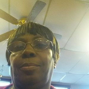 Meet your Posher, Loretta