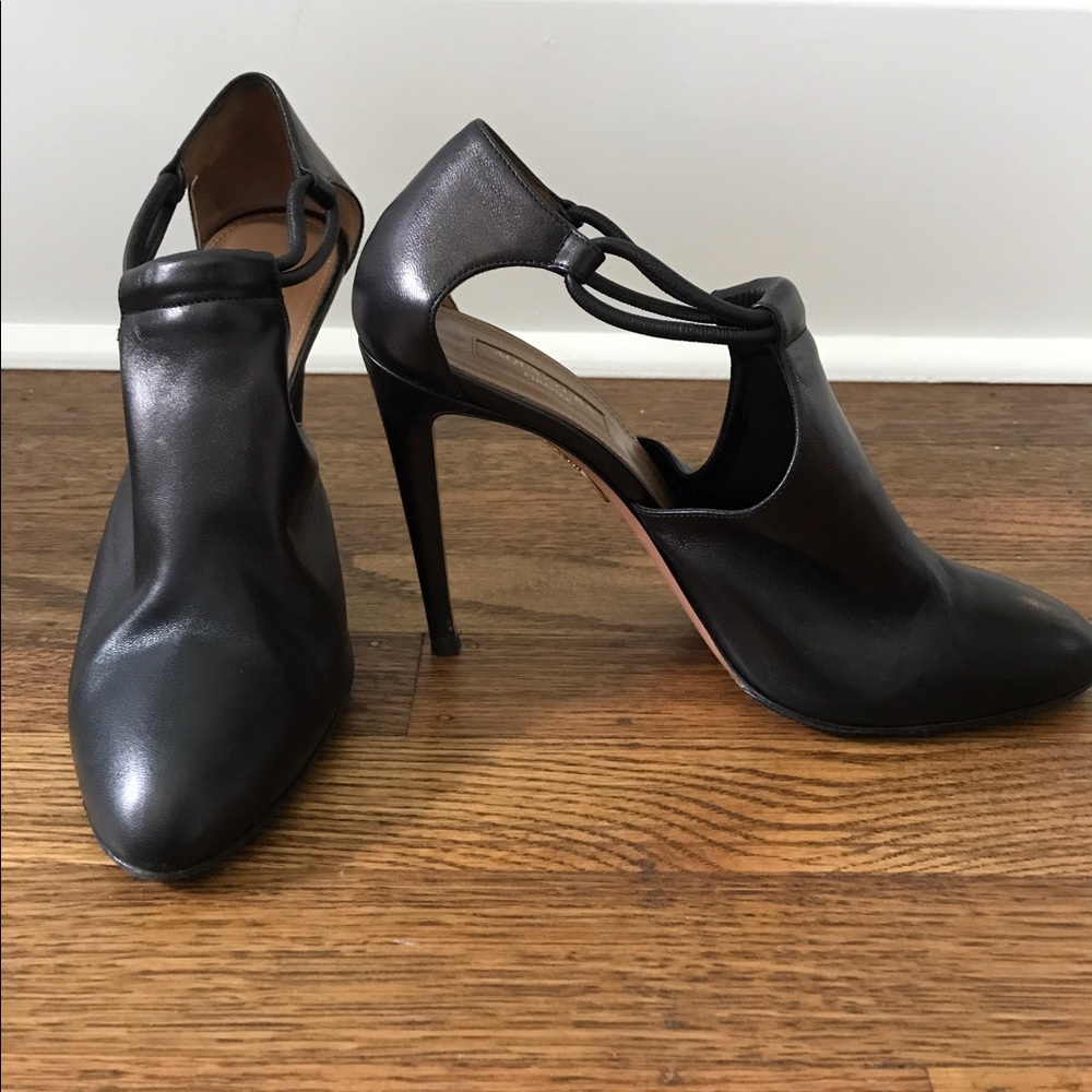 Aquazzura black heels