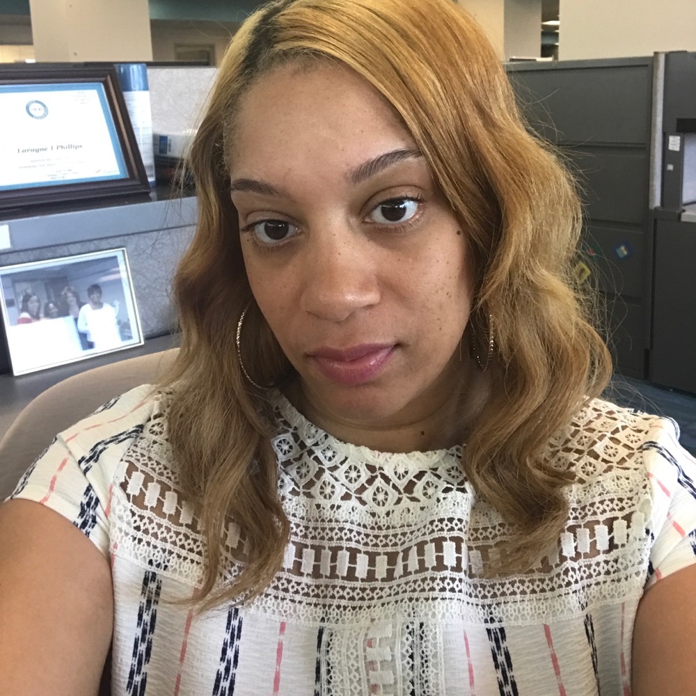 Meet your Posher, Larayne