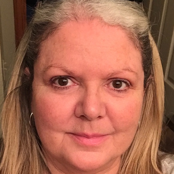 Meet your Posher, Sandi - Picture 1 of 1