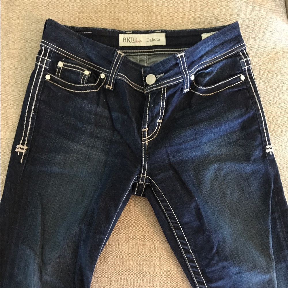 Buckle BKE Dakota Skinny Jean size 27R Inseam 31.5