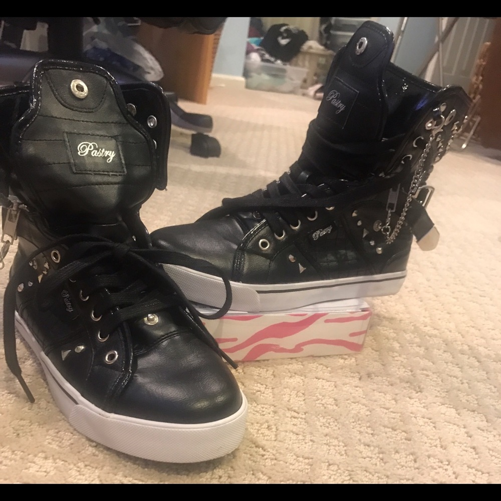 Love Pastry Adjustable High Top Sneakers ⚡️SALE⚡️