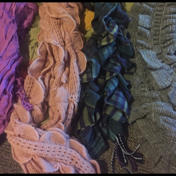 Scarf bundle - Picture 3 of 4