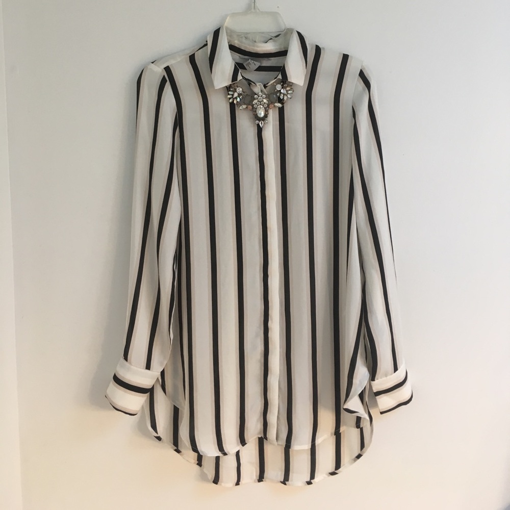H&M Button-up Shirt