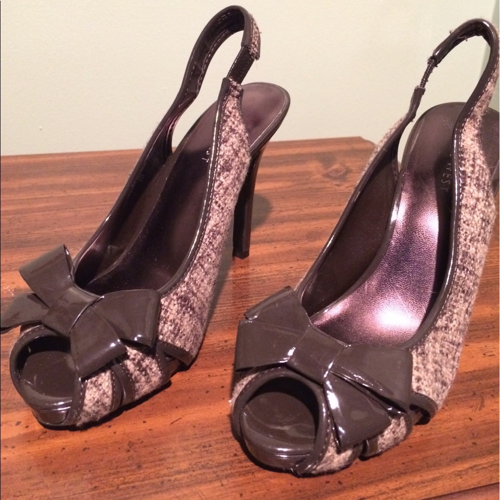 Nine West peep toes