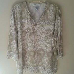 Tan/White V neck w Beading Top Large