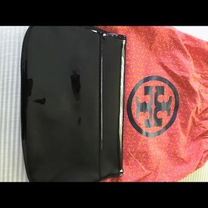 Tory Burch Bags - Tory Butch AUTHENTIC black Patent Clutch Tory Burch Bags - Tory Butch AUTHENTIC black Patent Clutch