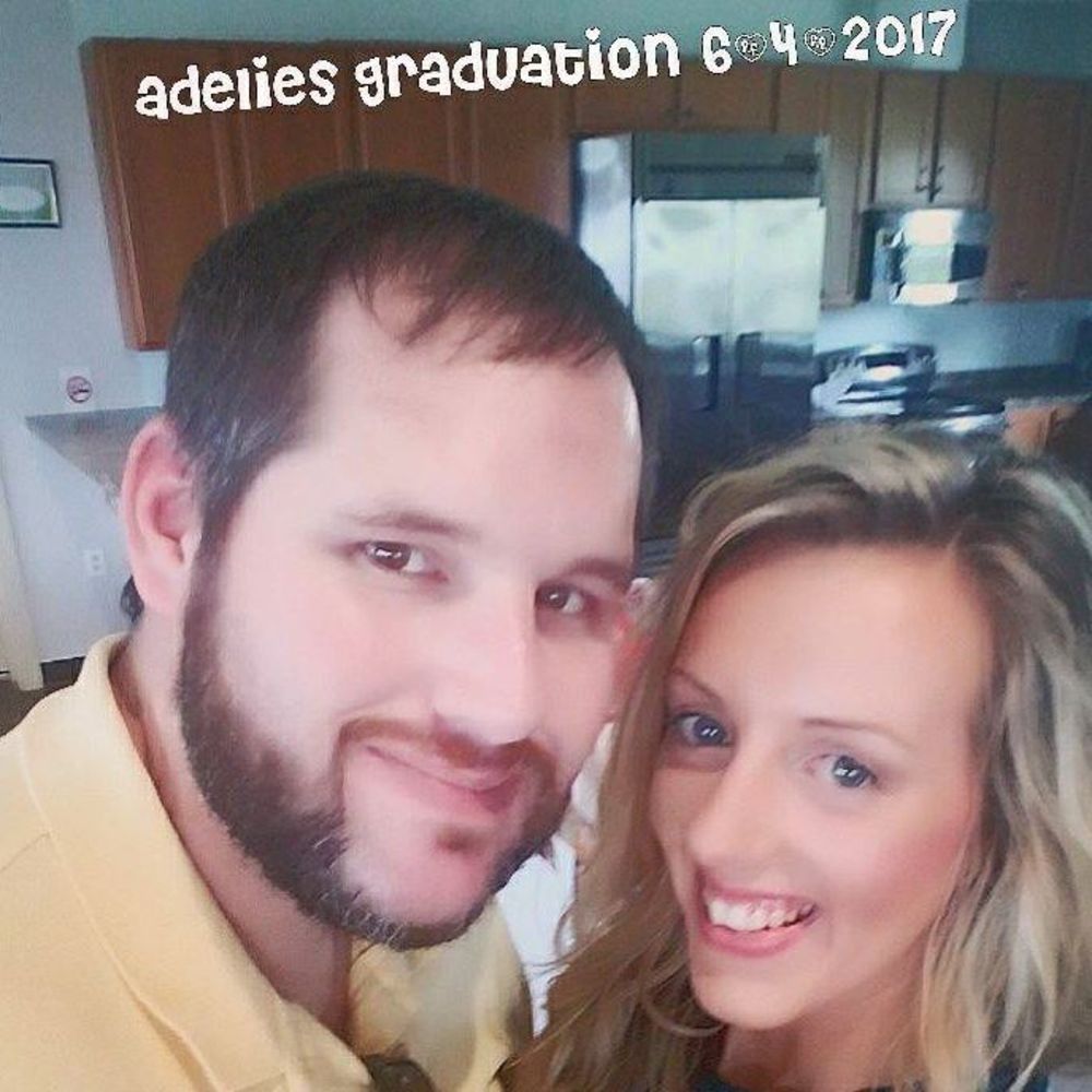 Brooke Amber:Soon to be mother of 4. All must go!