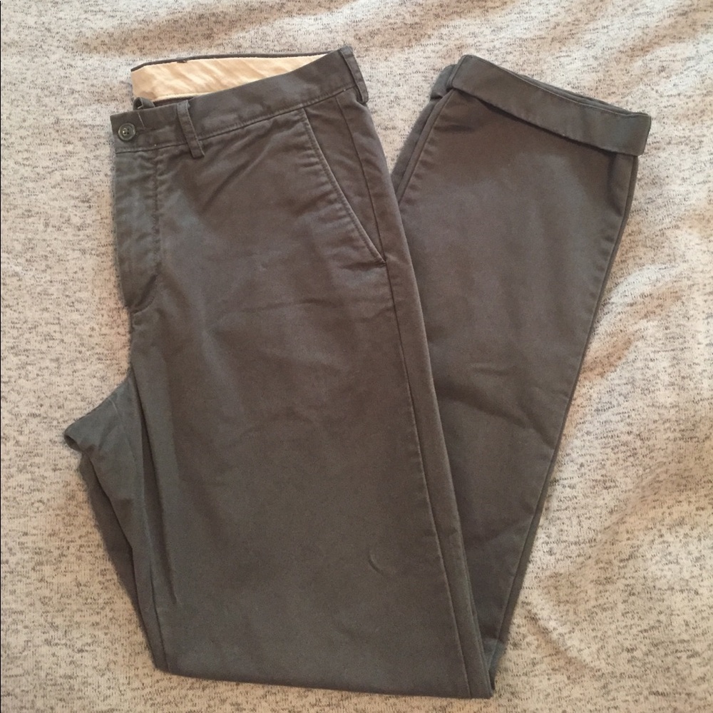 J.Crew broken in chino size 33x34