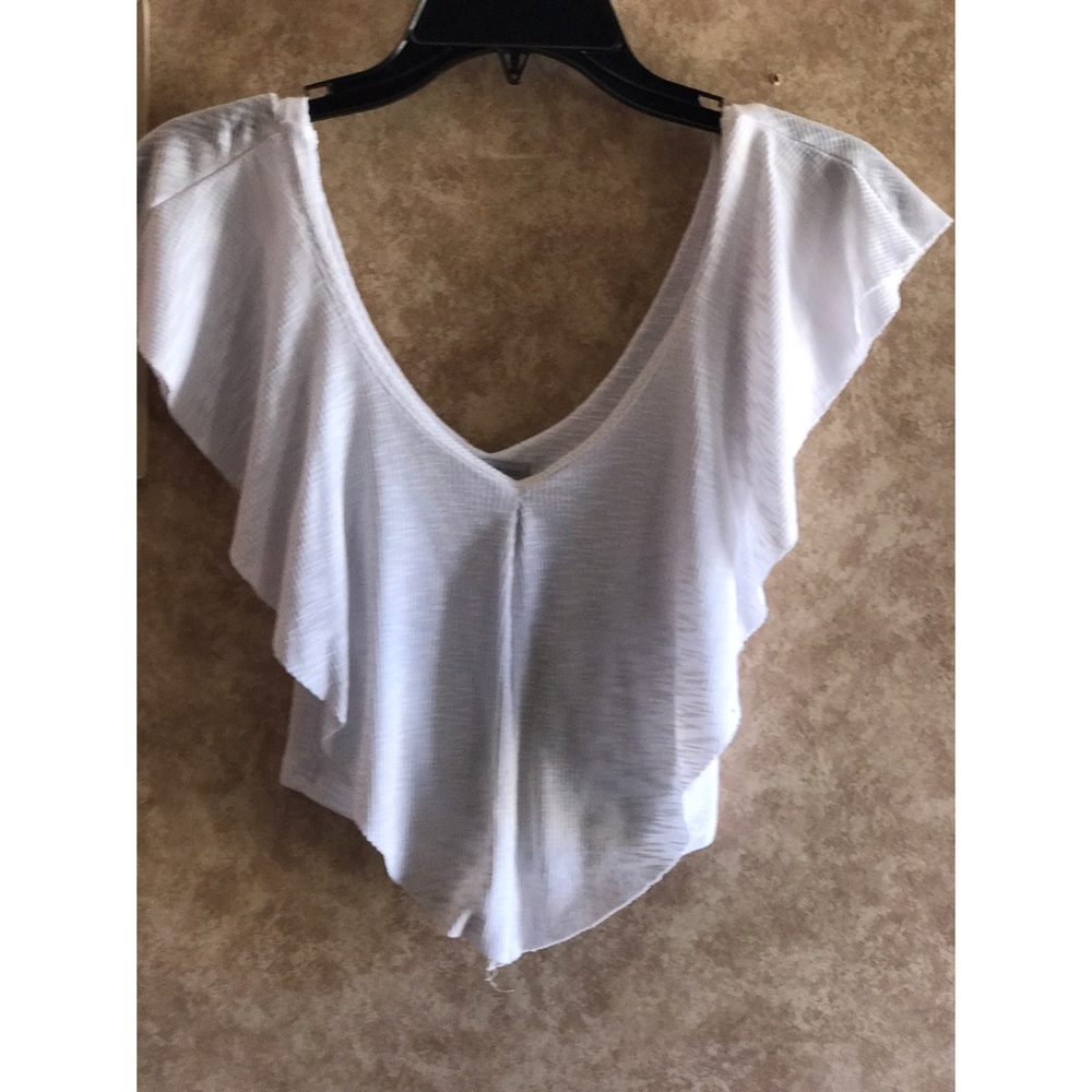 White crop top