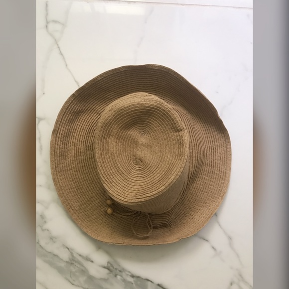 Straw Hat - Picture 2 of 2