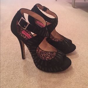 Black Betsey Johnson heels