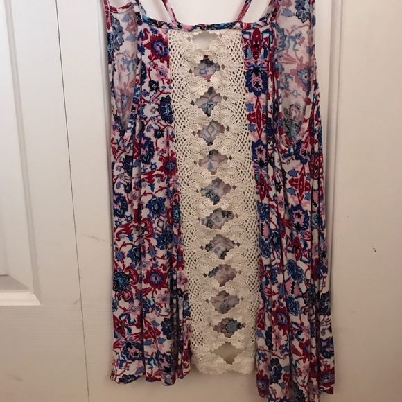 Shirt - Picture 4 of 4