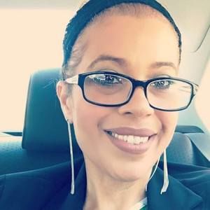 Meet your Posher, Leslie