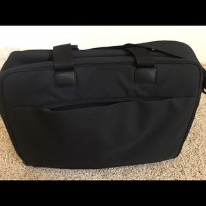 Lo & Sons Cambridge Bag