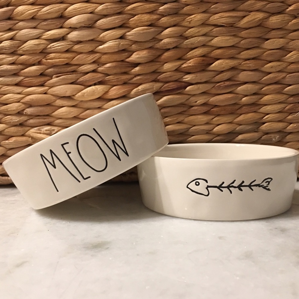 MEOW and fishbone dishes: Rae Dunn
